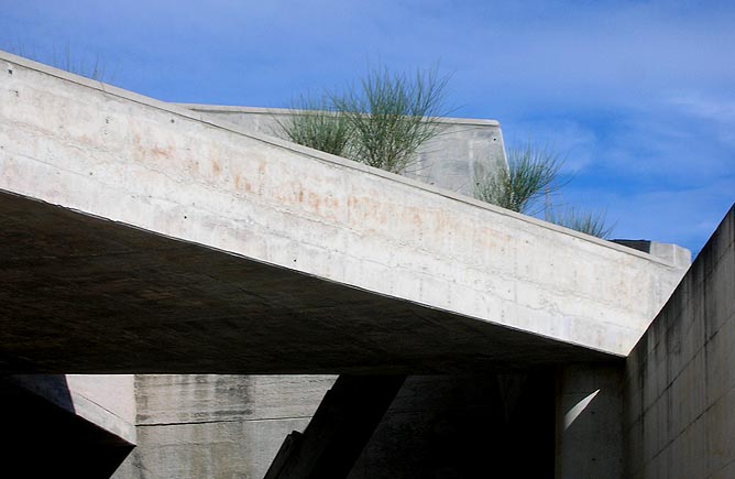 Igualada Cemetary, Enric Miralles with Carme Pinos