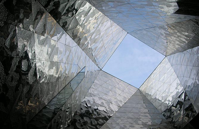 Forum Barcelona, Lightwell, Herzog & de Meuron