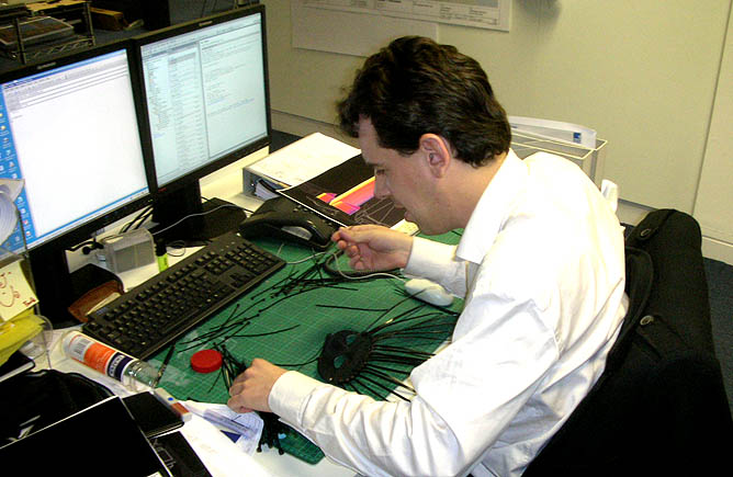 Stefan preparing mask