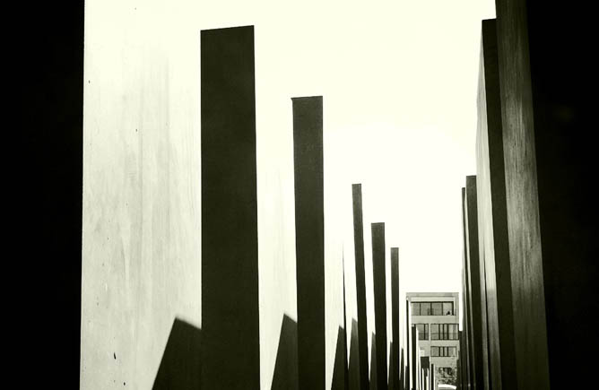 Peter Eisenman: Holocaust Memorial