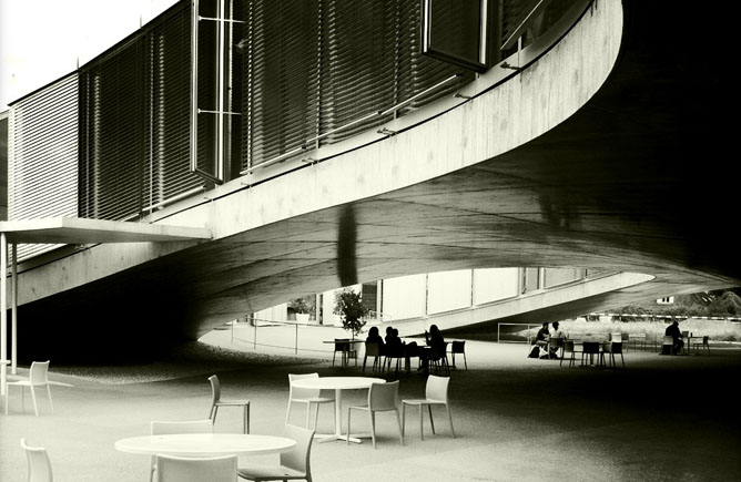 SANAA: EPFL Rolex Learning Center, Lausanne