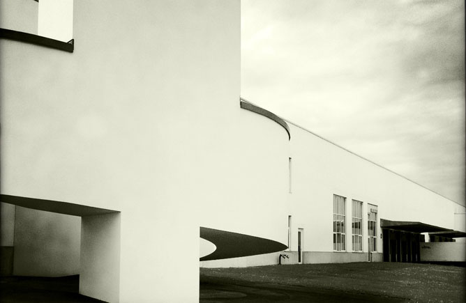 Frank Gehry: Vitra Factory; Weil-am-Rhein