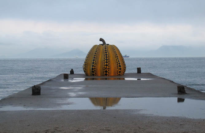 Yayoi Kusama: Pumpkin