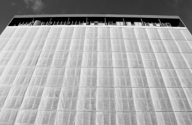 Erling Viksjø: Høyblokka - exterior
